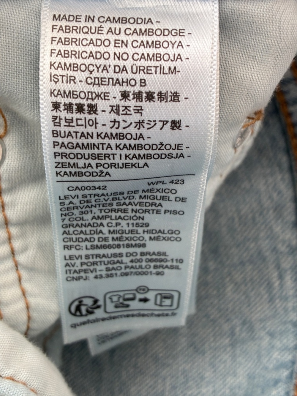 Levi's Premium High Rise A-Line Deconstructed Denim Skirt Midi Button Fly 28 - Picture 11 of 12
